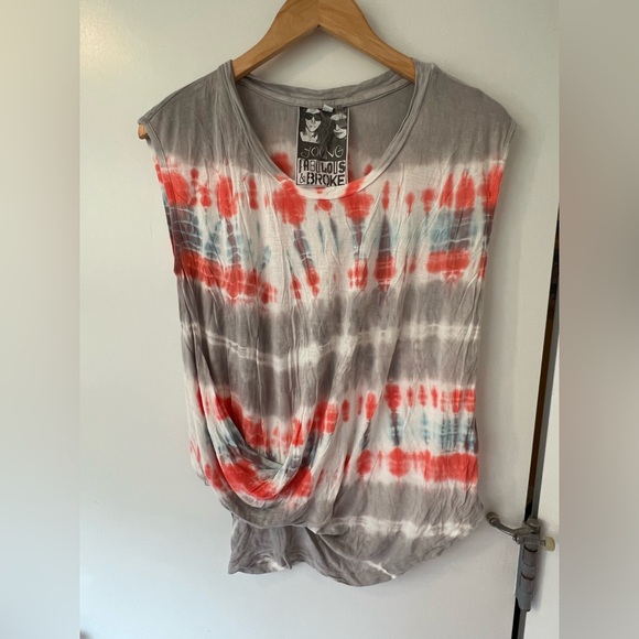 Young Fabulous & Broke Tops - Young Fabulous & Broke Red and Gray Tie-Dye Top and matching skirt